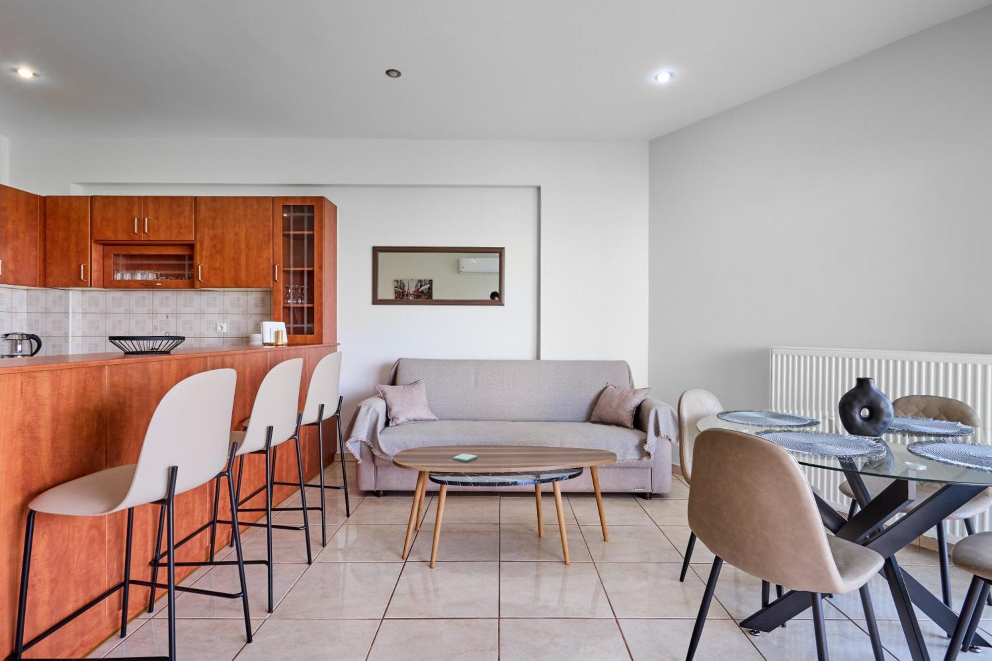 Chios Town Apartment - Heart Of Chios Town With 2 Minute Walk To The Beach エクステリア 写真