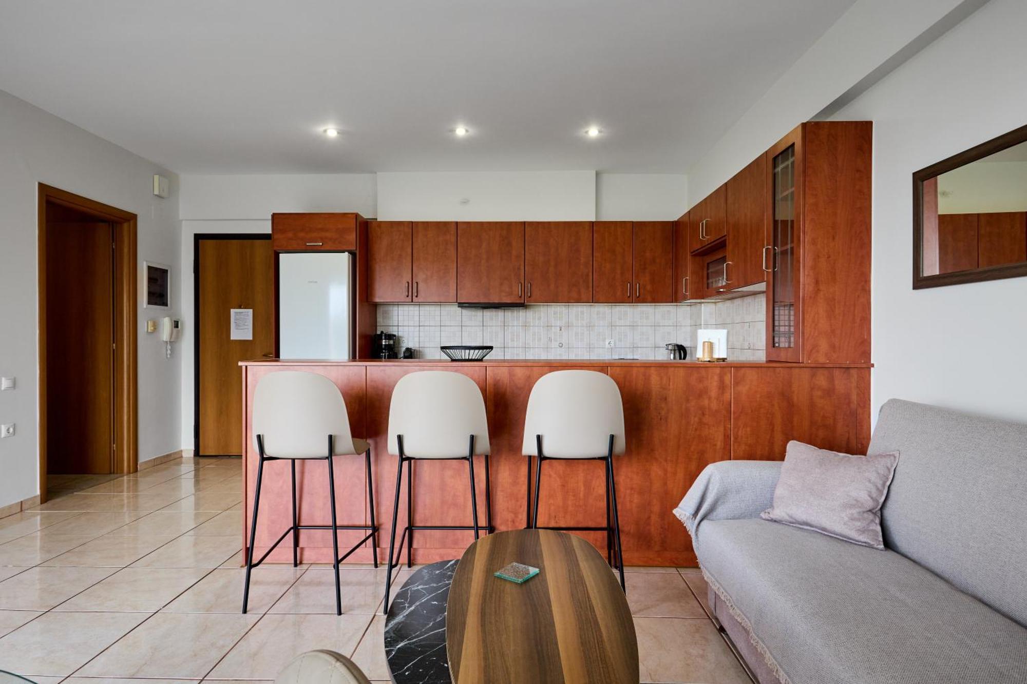 Chios Town Apartment - Heart Of Chios Town With 2 Minute Walk To The Beach エクステリア 写真