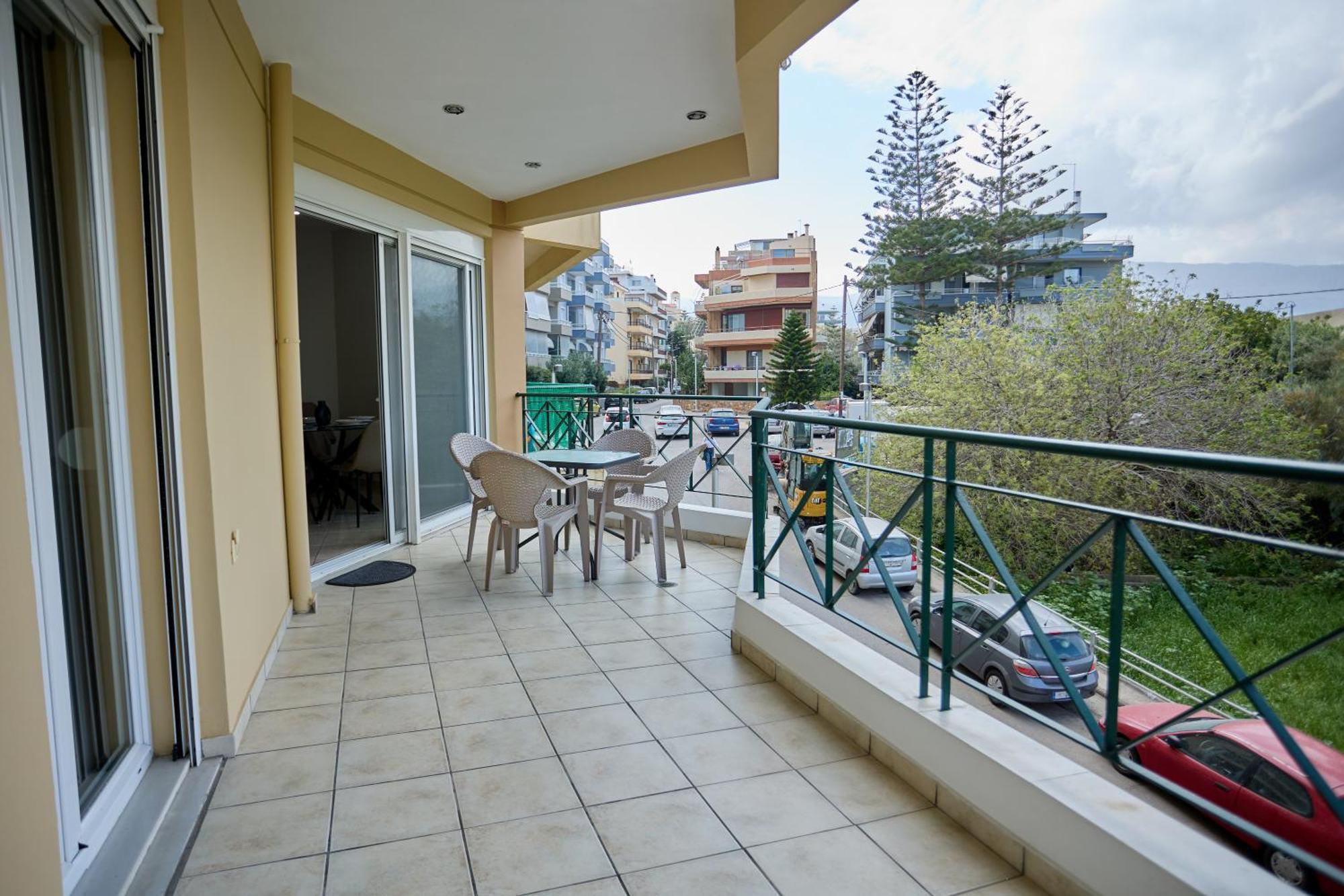 Chios Town Apartment - Heart Of Chios Town With 2 Minute Walk To The Beach エクステリア 写真